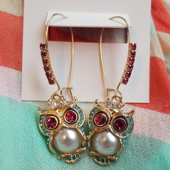 Betsey Johnson Jewelry - 🦉NWT🦉 Betsey Johnson Owl Earrings